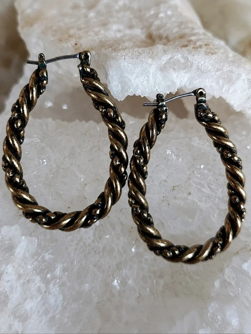 Vintage Unsigned Brass Tone Twisted Horseshoe Hoop Shaped Pierced Earrings